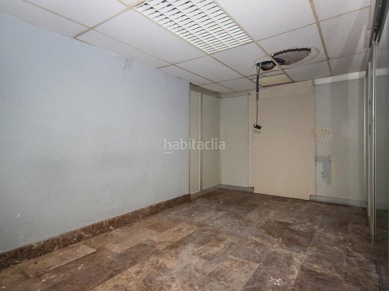 Foto f987db4f-934d-4a37-a922-47307c63523f. Local comercial a fluvia 213-215 a Sant Martí de Provençals Barcelona