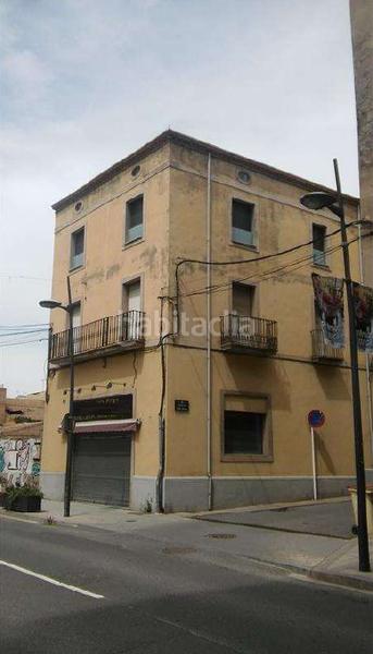 Foto a91f87a9-0c53-4ed2-a16e-c8df9048b07b. Édifice dans sant josep 3 dans Tàrrega