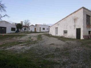 Nau industrial a San juan de avila 5. Nave en venta