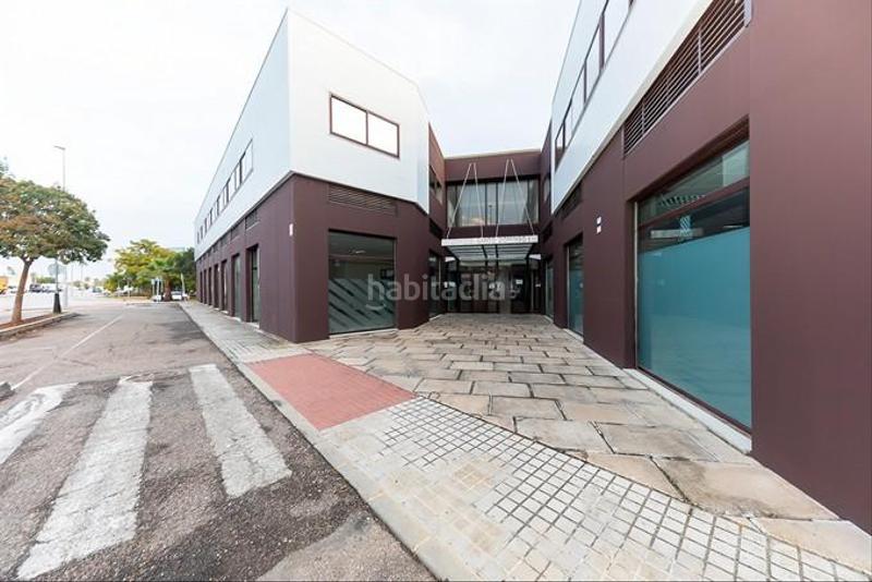 Foto 8e6c4567-5054-4e03-86d9-03e0f3cd010a. Business premise in camino de benacazon 3 in Bollullos de la Mitación