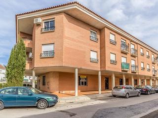 Local Comercial a San urbano 27. Local en venta
