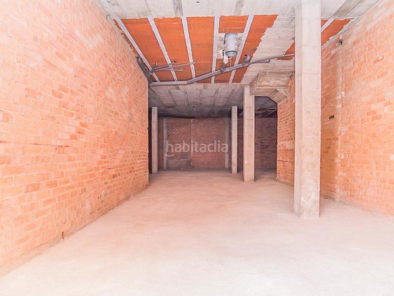 Foto 09922894-e3ff-47e0-ad2e-47f9d06b59ed. Local commercial dans cinco 8-10 dans Bonavista Tarragona