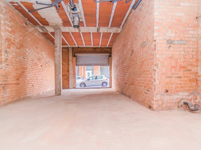 Foto 8321c79e-ce2a-447c-abca-581a2e887882. Local commercial dans cinco 8-10 dans Bonavista Tarragona