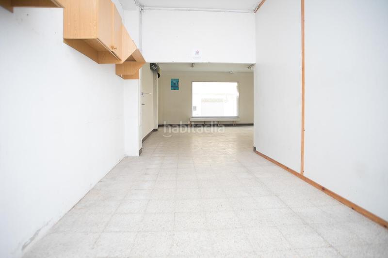 Foto 33c7cd96-5a71-4797-b9c1-d9a70098fe68. Locale commerciale in cristobal colon 51 in Alto del Castaño Narón