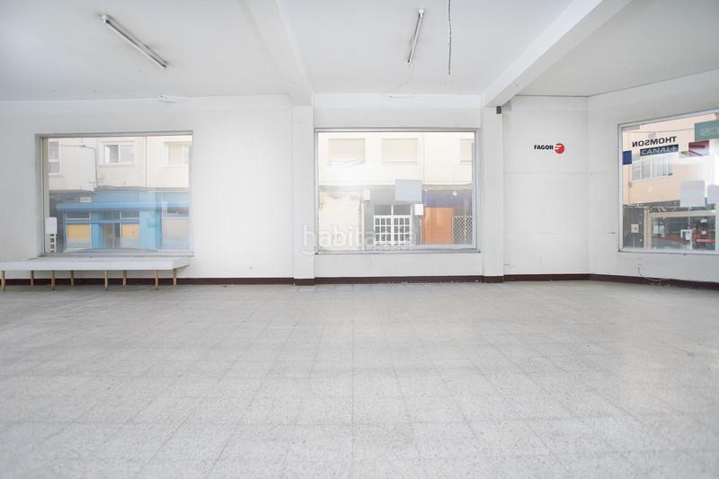 Foto 99add3e3-d5e3-4444-aeff-4d07356b57bc. Locale commerciale in cristobal colon 51 in Alto del Castaño Narón