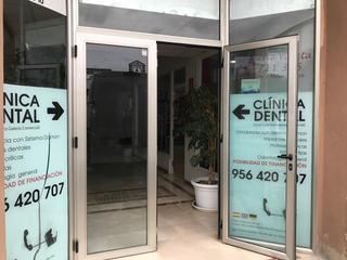 Local commercial à Puerto levante s/n. Local en venta
