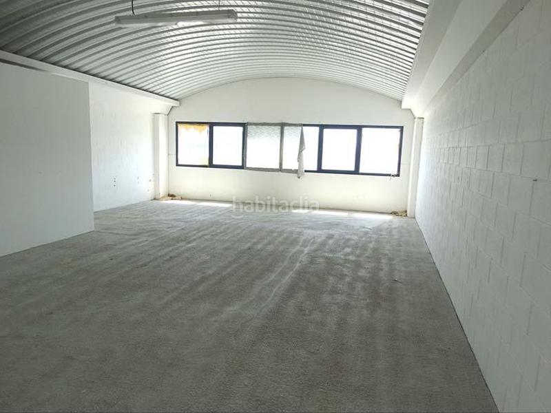Foto 20ba2e18-6e1b-4307-a909-0201a14fb75b. Nave industrial en ajedrea nave en venta en Cartuja Baja Zaragoza