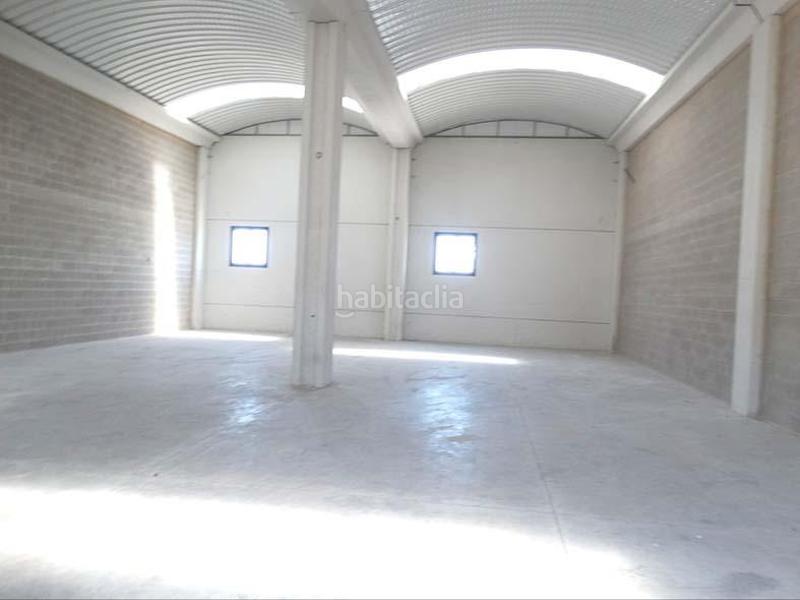 Foto 39a8b4d8-260e-4b4d-8a83-78f0d9ec2444. Nave industrial en ajedrea nave en venta en Cartuja Baja Zaragoza
