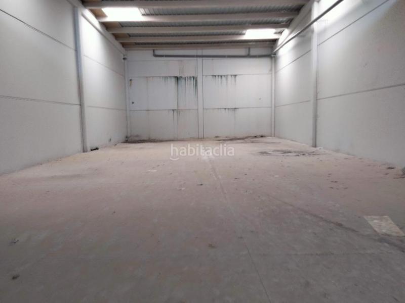 Foto 8d66a6a8-751b-4ea1-92fc-4565fdb8be19. Nave industrial en ajedrea nave en venta en Cartuja Baja Zaragoza