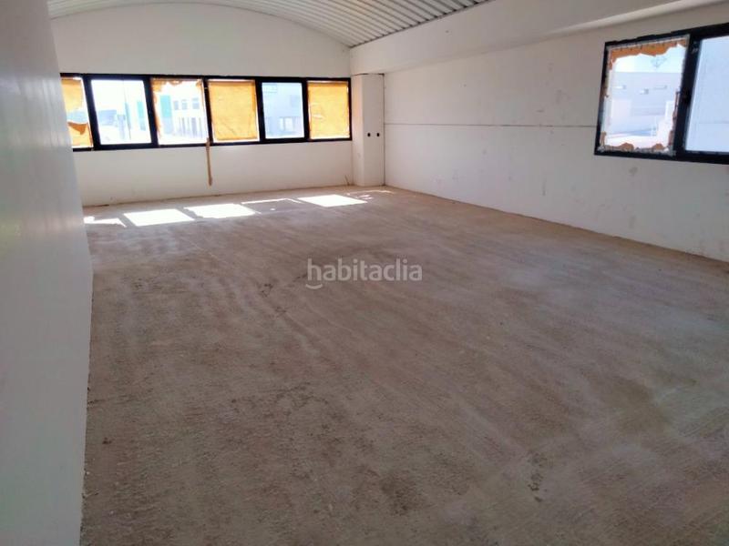 Foto 9d8862f0-f583-41ed-96e3-10ee8acc4eda. Nave industrial en ajedrea nave en venta en Cartuja Baja Zaragoza
