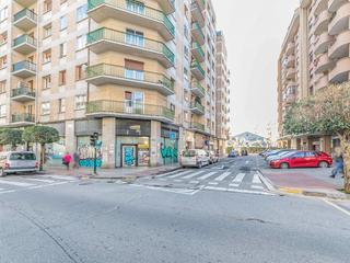 Local Comercial a Mayor 17. Local en venta
