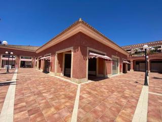 Local Comercial a Golf Del 11,centro Comercial La Hacienda 11