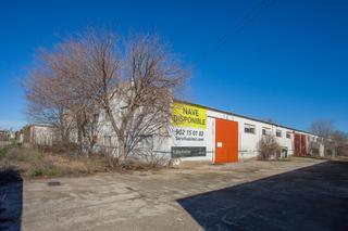 Nau industrial  Poligono 32. Nave en venta