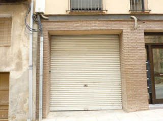 Local Comercial a La pobla 3-5. Local en venta