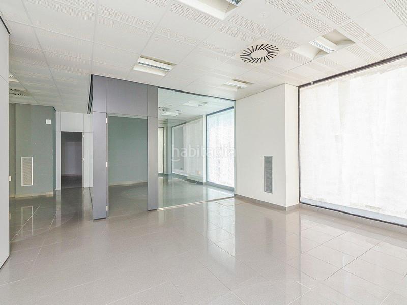 Foto 65731446-94a7-44ed-b624-11592427ebd8. Local commercial dans violant d'hongria 13 dans Sant Pere i Sant Pau Tarragona