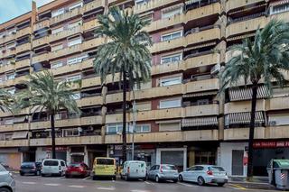Local Comercial a Republica argentina 110. Local en venta