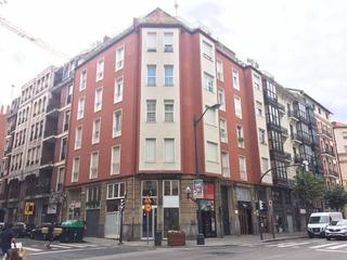 Oficina a Alameda de recalde 15. Oficina en venta