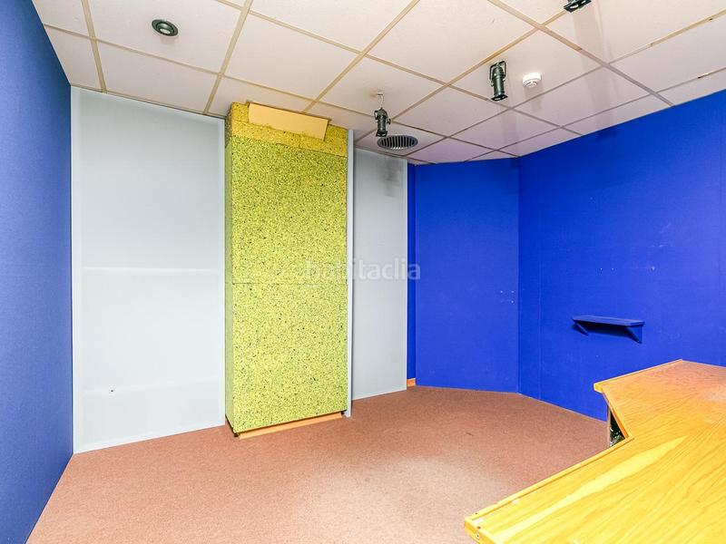 Foto 6e83624f-0cec-4152-963c-0e9ee75a7d80. Local comercial en conde de torrecedeira 32 local en venta en Vigo