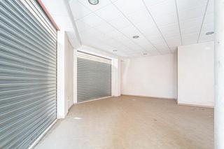 Lloguer Local Comercial  Caporal fradera, n..... Local en venta y alquiler