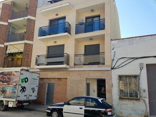 Local Comercial a Ramon y cajal 31. Local en venta