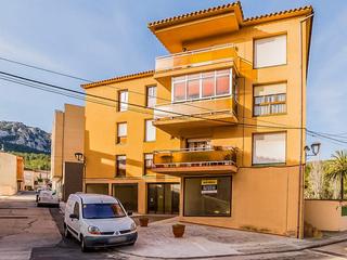 Local Comercial a Pau casals 17. Local en venta