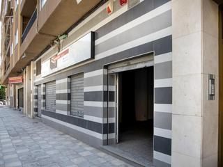 Geschäftsraum in Guadalajara, edif. don miguel 6-8. Local en venta