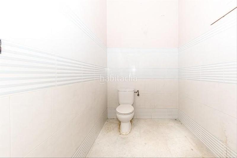 Foto 6c5db61b-64d7-4933-a56a-7a2d0ac88f9b. Locale commerciale in dolores ibarruri 2 in Estación - La Fontanilla - El Tinte Utrera