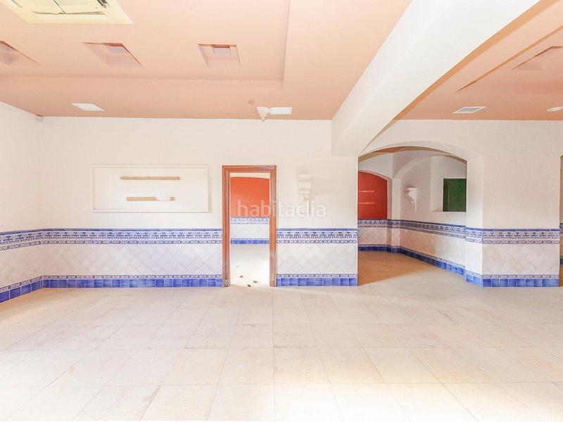 Foto f823d93a-4664-40a4-be38-d363a839c853. Locale commerciale in zaragoza 38 in Barriada España - San Pedro Jerez de la Frontera