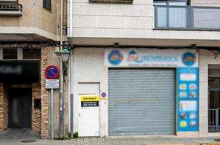 Local Comercial a Chamoso lamas 12. Local en venta