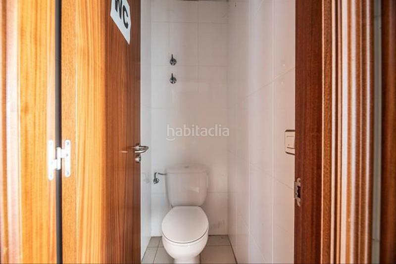 Foto a294cf60-bf5b-439b-9569-3b5410b136ab. Locale commerciale in viveiro 17 in Valadouro (O)