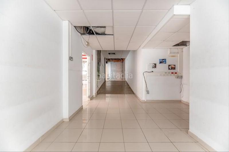 Foto e73d9a9a-bfdc-423d-bd95-28339110d674. Locale commerciale in viveiro 17 in Valadouro (O)