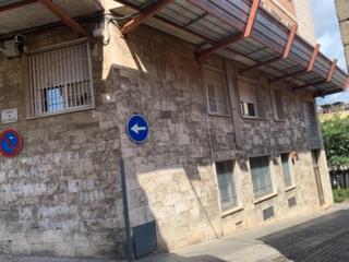 Lloguer Local Comercial a Creus 2-4. Local en venta y alquiler