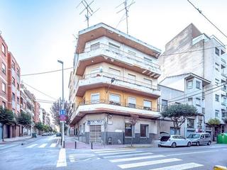Local Comercial a Cruz de piedra 56. Local en venta