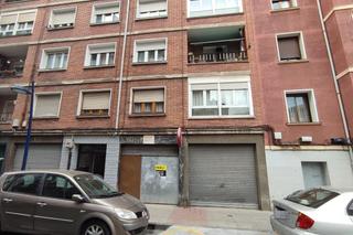 Local Comercial a Ortuño de alango 12. Local en venta