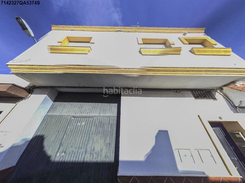 Foto e1e656ae-ab11-4156-be50-6897f75c4041. Local comercial en carlos 2 local en venta en La Banda - Campo de Fútbol Chiclana de la Frontera