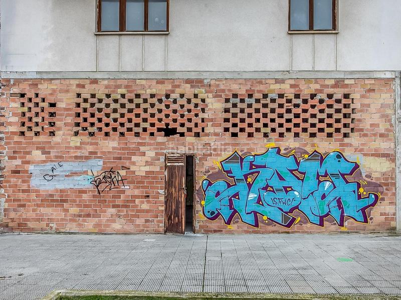 Foto a2713070-4239-49e3-beab-27acb5357d0a. Locale commerciale in landazabal 7 in Burlada