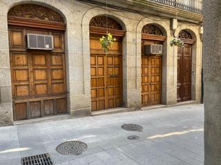 Local Comercial en Mayor de pardiñas 6. Local en venta