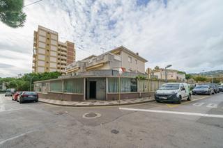 Local Comercial a Punta rocosa 4. Local en venta