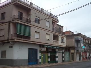 Local Comercial a Antonio lloret 47. Local en venta