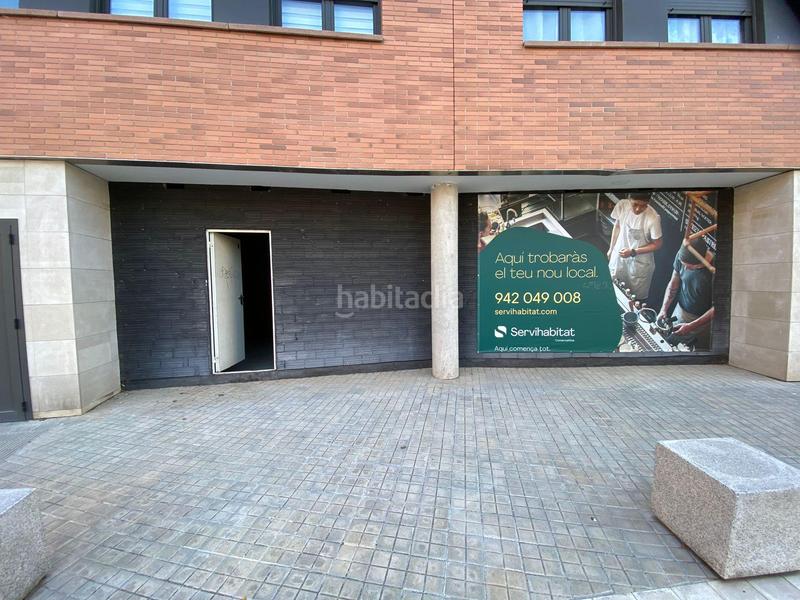 Foto 7ebe9478-1a1f-4a94-b728-f32240de246e. Locale commerciale in bases de Manresa - carretera de santpedor Manresa