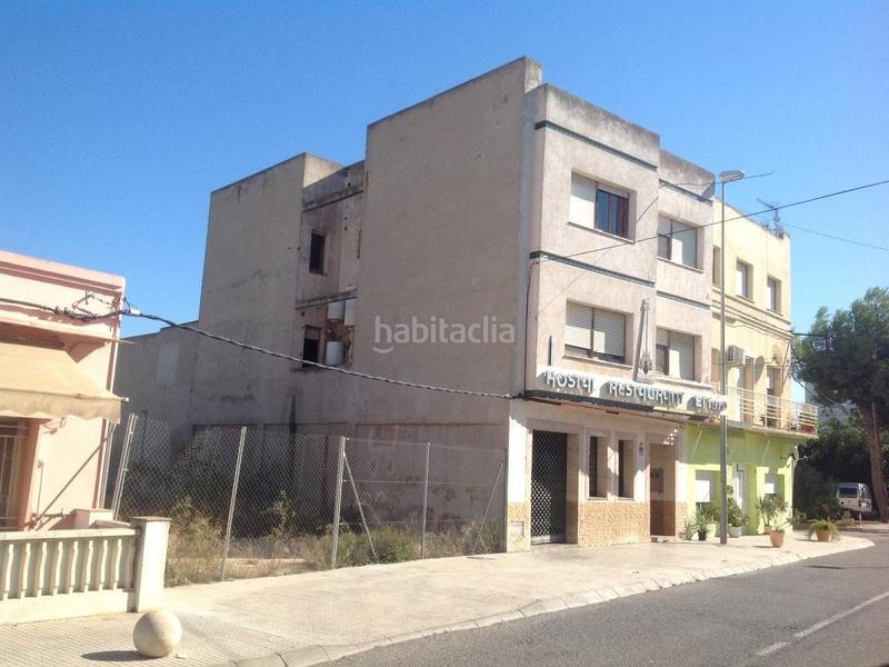 Foto 7a73cf23-fbd3-494f-8b74-369341ed1fc2. Edifici a goles de l'ebre 357 a Deltebre