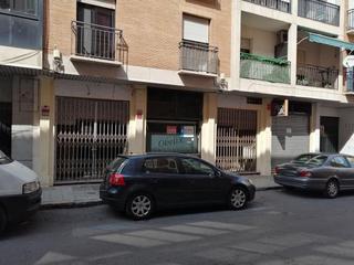 Local Comercial a Compas santo domingo 11. Local en venta
