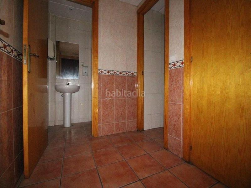 Foto 2aea1ce1-43d1-4690-a16e-5b56c1863411. Local comercial a almogavers 52 a Les Roquetes Sant Pere de Ribes