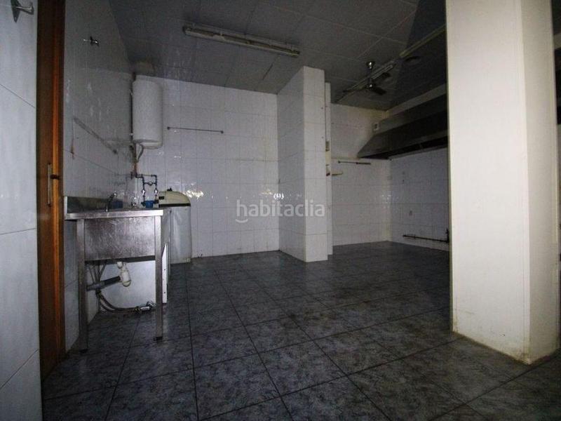 Foto 7ebb2eb0-73fe-40bf-9d93-88c7788f44ad. Local comercial a almogavers 52 a Les Roquetes Sant Pere de Ribes