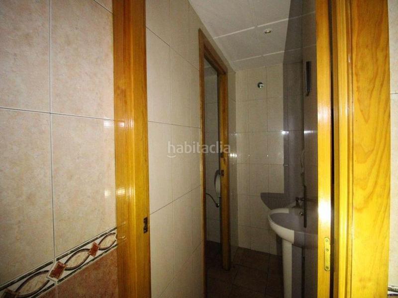 Foto b1dde229-5e35-4f3c-bbd1-554cd73b801f. Local comercial a almogavers 52 a Les Roquetes Sant Pere de Ribes