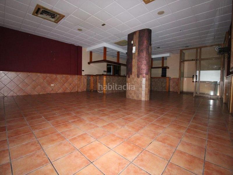 Foto dcbfa65b-9d67-4e1e-a882-fd8cd3a40e9f. Local comercial a almogavers 52 a Les Roquetes Sant Pere de Ribes