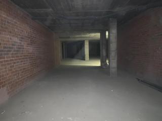 Local Comercial a Pere iii 12-14. Local en venta