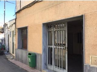 Local Comercial en Nuestra señora del rosario 8. Local en venta