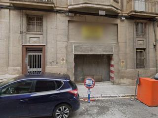 Local commercial à Mestre laporta 4. Local en venta