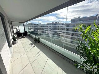 Etagenwohnung in Las Brisas
